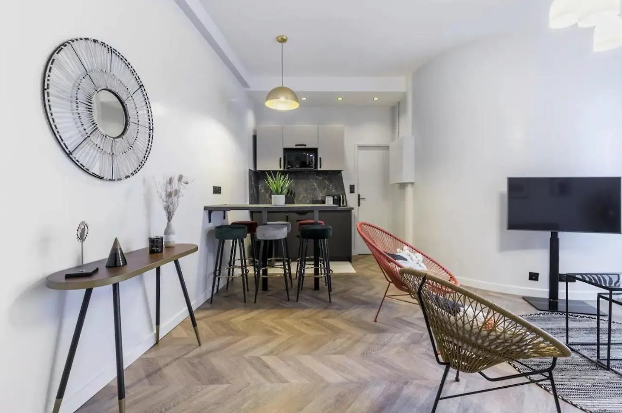 Home Suite Home Opera/Saint Lazare Paryż 0*,  Francja